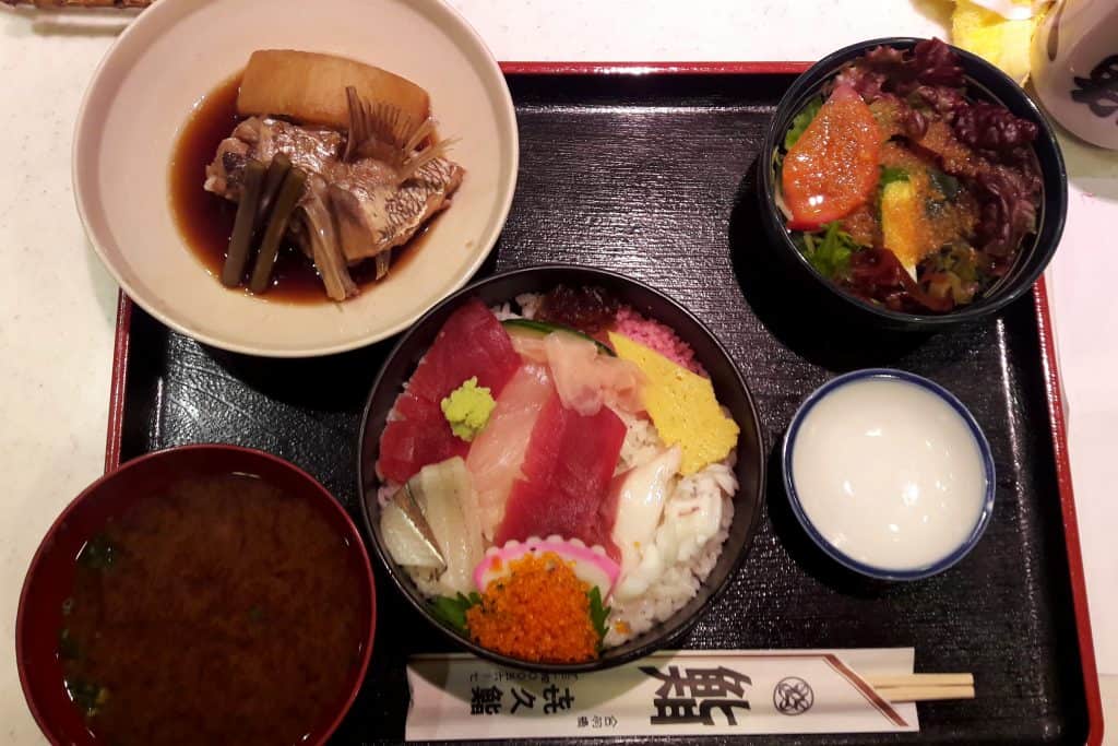 Donburi (丼)
