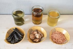 Dashi (だし, 出汁) – japoński wywar „do wszystkiego”