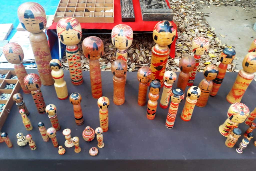 Kokeshi (小芥子) – drewniane laleczki z regionu Tōhoku