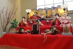 Hinamatsuri (雛祭) – japońskie Święto Dziewczynek