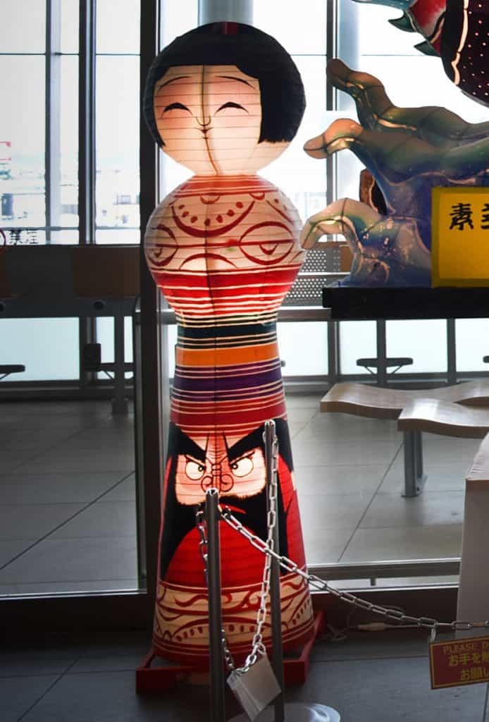 Kokeshi (小芥子) – drewniane laleczki z regionu Tōhoku